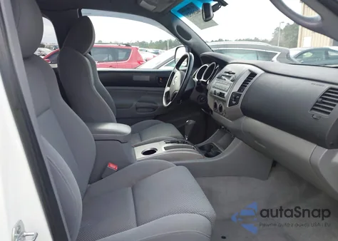 2011 Toyota Tacoma Prerunner V6 from USA, damaged, VIN 5TFTU4GN2BX011618